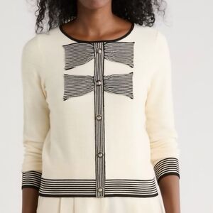 Elegant Cream Sweater with Black Bow Accents Adrianna Papell Size XS